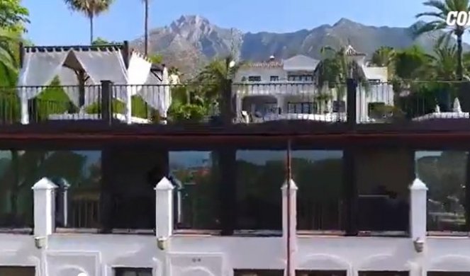 (VIDEO) PROCURIO SNIMAK! Pogledajte kako iznutra izgleda LUKSUZNA vila koju je Novak pazario! Ipak, ZANEMEĆETE kada vidite dvorište