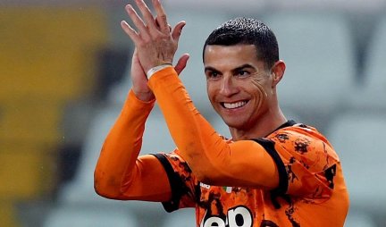 FRAPIRAĆE VAS ŠTA SVE RADI! Ovako je Ronaldo POSTAO GOL MAŠINA! /VIDEO/FOTO/