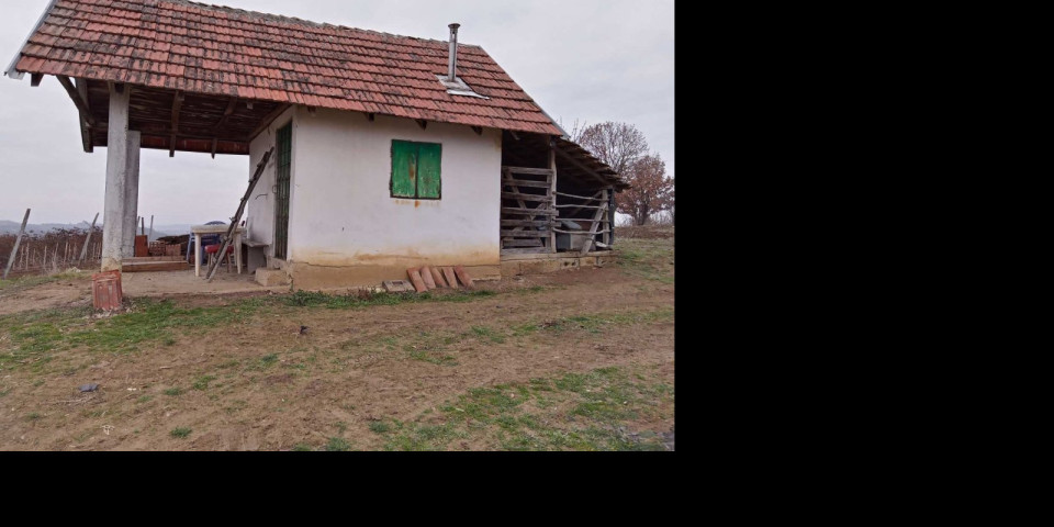 OVDE SU UPUCANI KOSTIČI: Teško povređeni otac i sin na meti nepoznatih napadača, ludom srećom PREŽIVELI VATRU IZ KRATEŽA/FOTO/