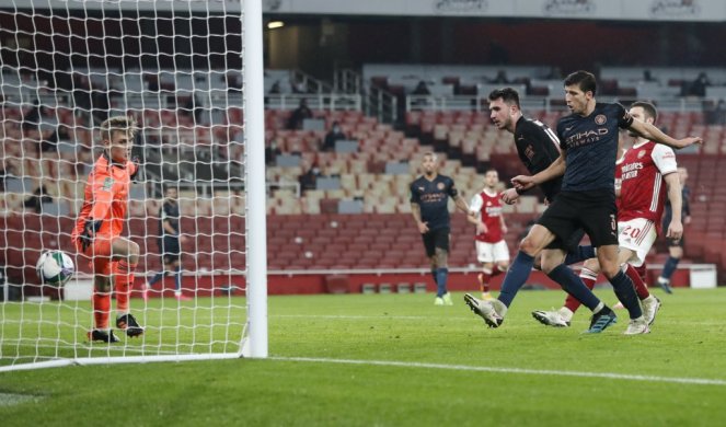 NOVI KRAH ARSENALA! Brentford eliminisao Premijerligaša!  /VIDEO/