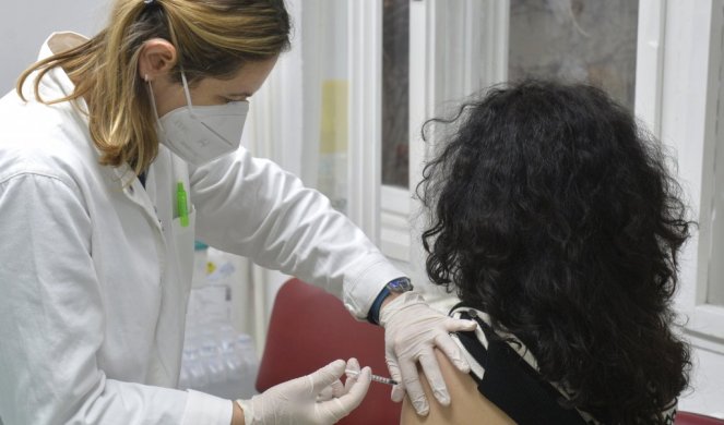 JAČA BORBA PROTIV KORONE: Vakcina protiv Covid 19 stigla u Zlatiborski okrug