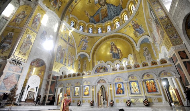 OČUVAJMO SVOJE ZDRAVLJE I SAČUVAJMO DURGE!  Božićna polsanica Srpske pravoslavne crkve!