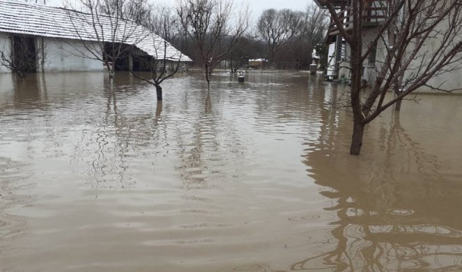 GNJILANE POD VODOM! Poplave nanele veliku materijalnu štetu, štab za vanredne situacije na terenu