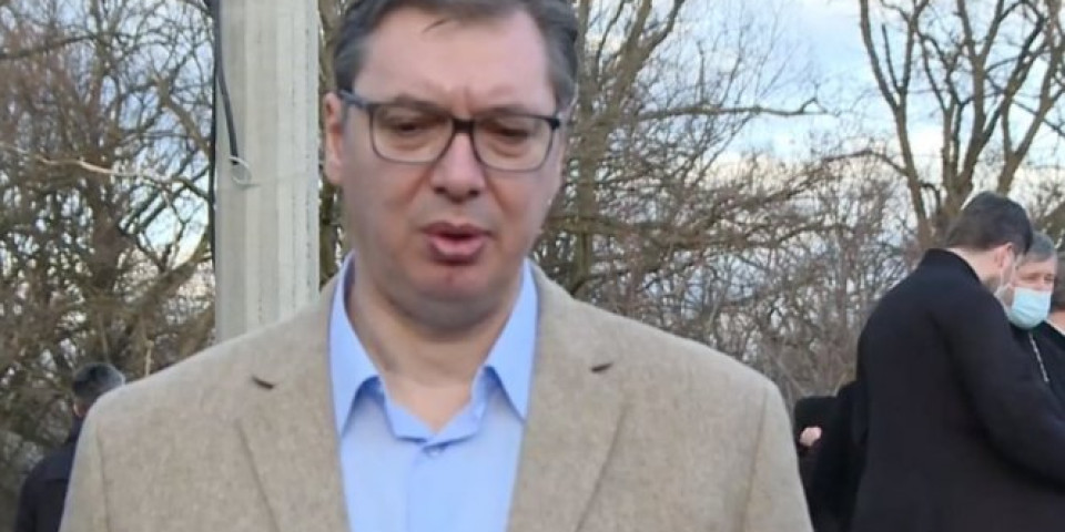 DANAS OBARAMO REKORD! Vučić objavio sjajne vesti: VIŠE OD 40.000 LJUDI ĆEMO VAKCINISATI DO KRAJA DANA! /VIDEO/