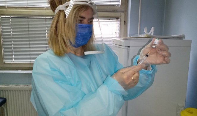 ZABELEŽENE 62 NEŽELJENE REAKCIJE NA VAKCINE, evo na koju se građani najviše žale! ZABELEŽENE 62 NEŽELJENE REAKCIJE NA VAKCINE, evo na koju se građani najviše žale!