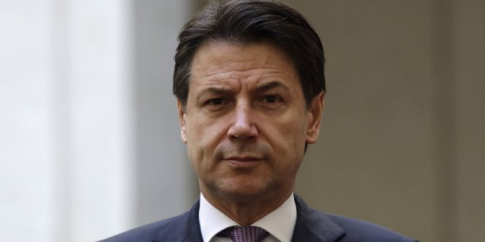 MEDIJI: Italijanski premijer Konte podneo ostavku!