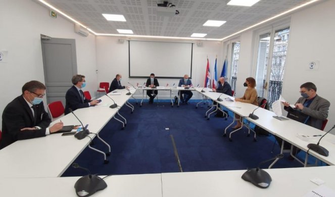 VESIĆ: Francuske kompanije zainteresovane za investiranje u Beograd