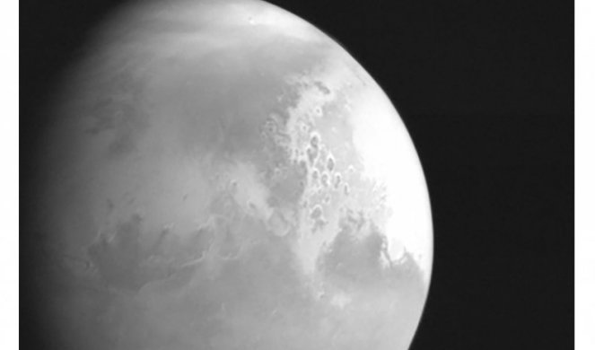 KINA OSVAJA SVEMIR! Sonda Tjanven-1 poslala prvu fotografiju Marsa!