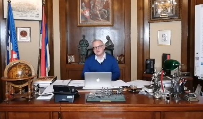/Video/ SA VESIĆEM NA TI! Fejsbuk "lajv" razgovor građana sa zamenikom gradonačelnika Beograda!