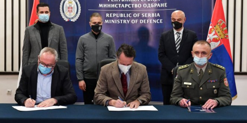 NAORUŽANJE NOVE GENERACIJE! Stefanović: Ministarstvo odbrane nastavlja opremanje vojske