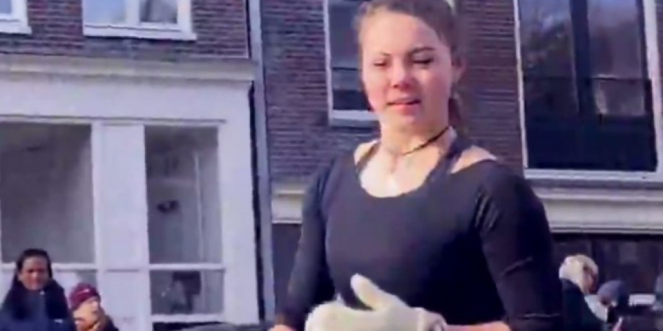 AU KAKAV PRIZOR! Zgodna Holanđanka zaplesala na ledu i sve oduševila! /VIDEO/FOTO/