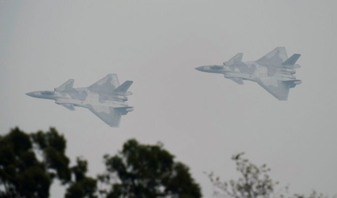 UZBUNA NA TAJVANU, 13 kineskih aviona ušlo u zonu PVO, Tajpej mogao samo da posmatra surovu demonstraciju sile! /FOTO/