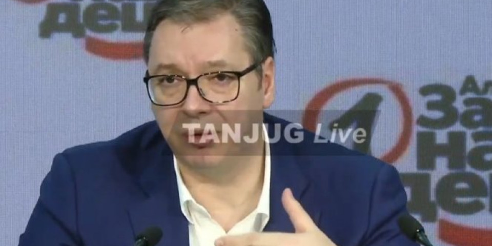 SIN NENADA RAŠIĆA UČESTVOVAO U ZAKAZANOJ TUČI! Predsednik Vučić: Nemojte da pokazujemo ko je koga prvi udario, PODRAZUMEVA SE DA SVI KOJI SU UČETVOVALI TREBA DA BUDU UHAPŠENI!