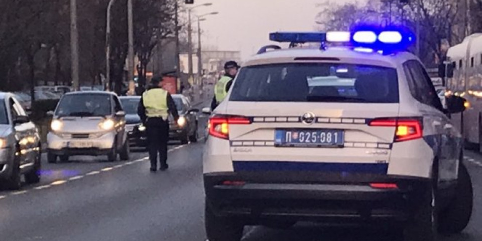 NESREĆA U CENTRU BEOGRADA! Kod Skupštine Srbije automobil udario pešaka, SAOBRAĆAJ U PREKIDU