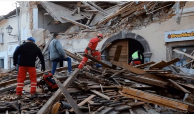(VIDEO) ŠTA SE OVO DEŠAVA, NOVI SNAŽAN ZEMLJOTRES POGODIO GRČKU! Nekoliko sati ranije razorni potres urnisao  Mesohoriju, porušene kuće, putevi, crkve...