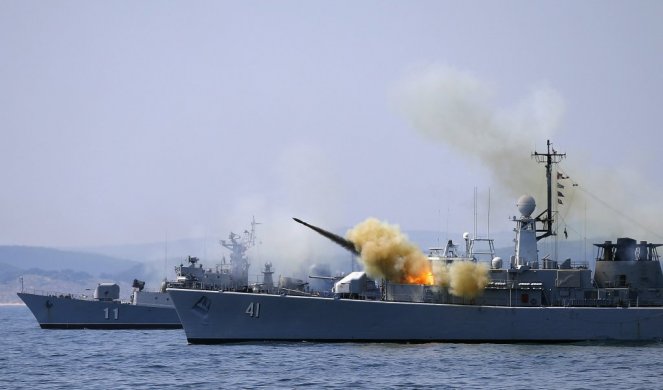 OD RASHODOVANIH AMERIČKIH ČAMACA NAPRAVITI FLOTILU! Ukrajinski ekspert IMA PLAN kako blokirati rusku flotu na Krimu! /FOTO/