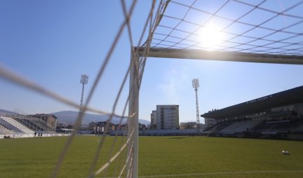 UPRAVA U KLIN NAVIJAČI U PLOČU! Stadion FK Novi Pazar dobio novo ime, Torcida Sandžak nezadovljna priziva Aćif efendiju