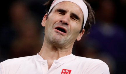 POSLE 405 DANA PAUZE! Federera preplavile emocije u Dohi