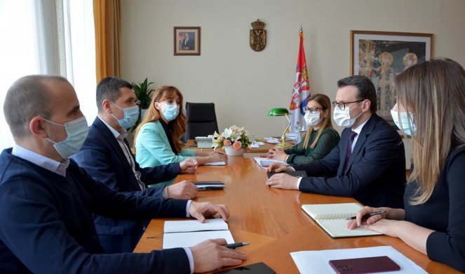 Petković sa Pešićem o bezbednosti najmlađih u saobraćaju!