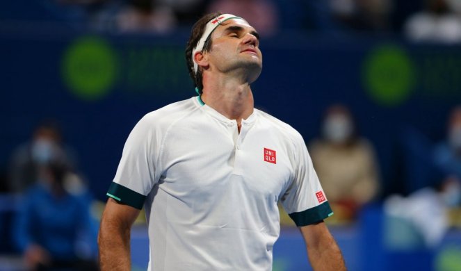 NEŠTO OZBILJNO NE ŠTIMA! Federer opet van stroja, navijači zabrinuti!