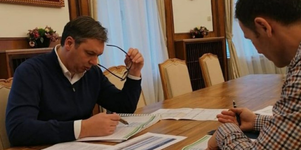 I NEDELJOM, RADNO! Vučić se sastao sa ministrom Malim: Cilj nam je, čak osam autoputeva u izgradnji, i sve to do decembra ove godine!