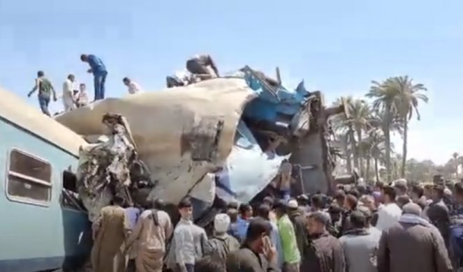 STRAVIČNA NESREĆA U EGIPTU! Sudarili se vozovi, poginule 32 osobe, na desetine povređenih! /VIDEO/