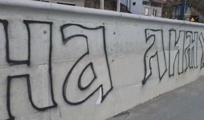 MALOLETNIK UHAPŠEN ZBOG VELJE NEVOLJE! Policija u Prijepolju pronašla autora ogromnog grafita podrške Belivuku!