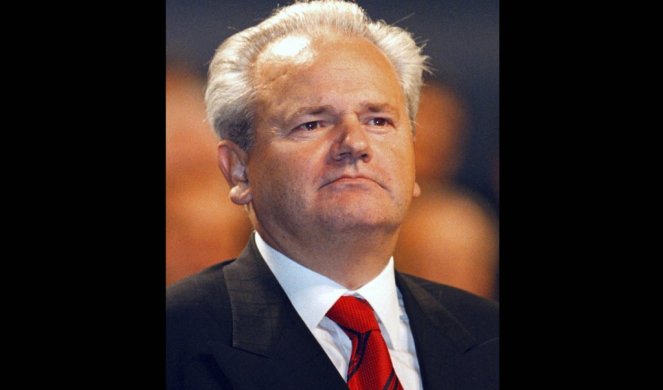 OVAJ DETALJ NIJE PRIKAZAN U SERIJI "PORODICA"! Milošević se u noći hapšenja iz Užičke 11 JAVIO MEDIJIMA! Evo šta je rekao