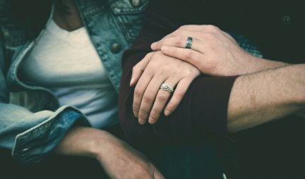 BRAČNI TERAPEUTI OTKRIVAJU: Trikovi koji mogu da vam spasu brak