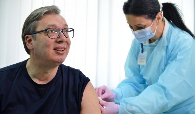 VUČIĆ SE SUTRA REVAKCINIŠE! Evo u kom mestu će predsednik Srbije primiti drugu dozu kineske vakcine!