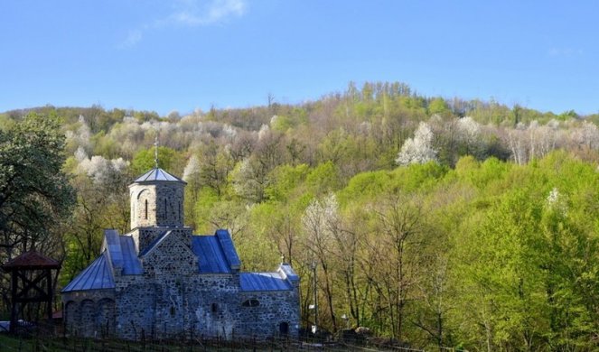 TRI MISTERIOZNA SARKOFAGA U CRKVI KOD RAJCA KRIJU VELIKU TAJNU Jedan detalj nađen u njima je posebno zanimljiv i tiče se ŽENE ČIJE IME IZAZIVA JEZU