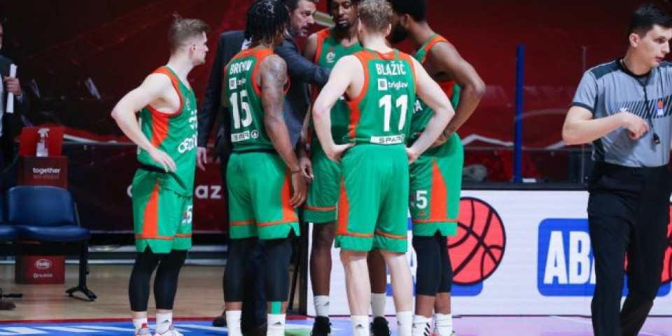 BURA SE NE STIŠAVA! Oglasio se Peri, OGORČEN NA SUDIJE! Čak su mi i IGRAČI ZVEZDE rekli da je bio faul!