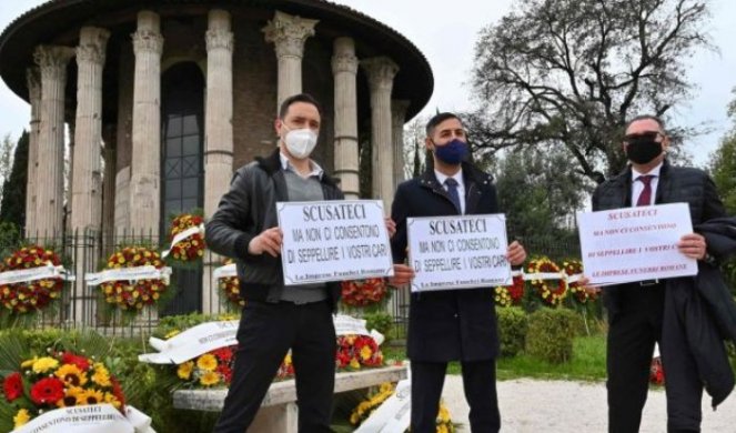 TOTALNI SLOM U ITALIJI, NEMAJU MESTA GDE DA SAHRANJUJU MRTVE! Pogrebnici protestvuju..hiljade tela od početka godine još uvek STOJE! /FOTO)