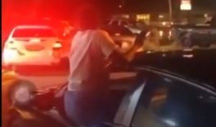 OBRAČUN U LUIZIJANI! Iz automobila zapucao na ljude ispred prodavnice, ranjeno petoro! /VIDEO/
