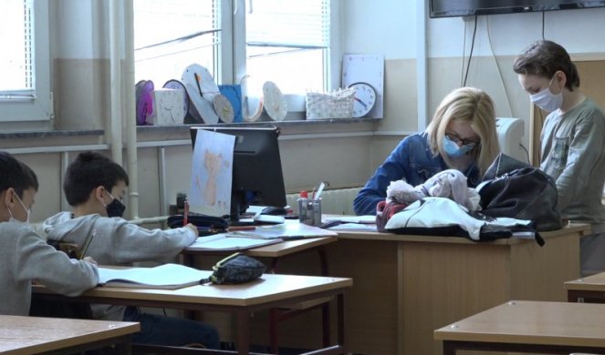 ŠTE ĆE BITI SA NASTAVOM? Udruženje pedijatara Srbije traži da se polazak u školu odloži - DECA SU NAJNEZAŠTIĆENIJA!