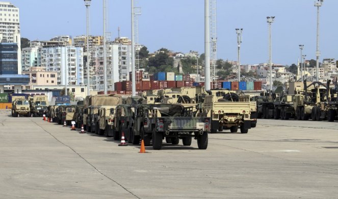 OVOLIKO ORUŽJA NIJE VIĐENO OD DRUGOG SVETSKOG RATA! NATO u Albaniji sa 6.000 američkih vojnika priprema vojnu vežbu!