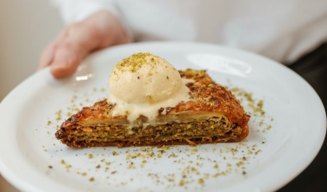 UKUSNE BAKLAVE! Predivna poslastica za sve generacije!