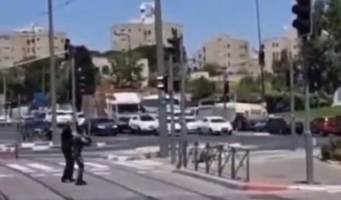 NOVI NAPAD U JERUSALIMU! Dvojica izraelaca izbodeno, Palestinac ubijen! /UZNEMIRUJUĆI VIDEO/