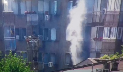 VATROGASCI SPREČILI NOVU TRAGEDIJU! Ugašen požar u "televizorki" u istoj zgradi vatrena stihija je prošle godine ODNELA ŠEST ŽIVOTA/VIDEO/