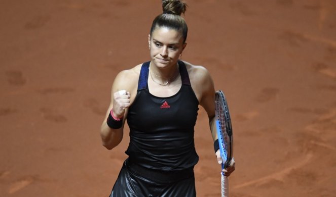 CEO SVET BRUJI O LEPOJ GRKINJI! Najveća senzacija, ova devojka je izbacila šampionku Rolan Garosa! /FOTO/