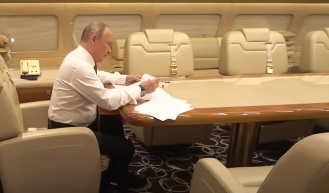 POGLEDAJTE KAKO IZGLEDA unutrašnjost aviona kojim je Putin doputovao u Ženevu! LETEĆI KREMLJ ima čak i ZLATAN TOALET! /FOTO/VIDEO/