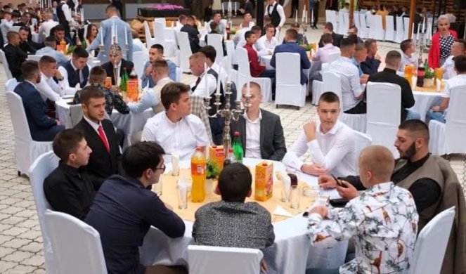 U NAJAVI DOBAR PROVOD! Sremska Mitrovica časti maturante, besplatne maturske večeri u Hotelu "Srem"