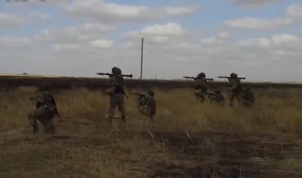TU OKLOP NE POMAŽE, AMERIČKI ABRAMSI NEĆE IMATI ŠANSE! Rusi prave novu generaciju municije za LEGENDARNI RPG-7! /VIDEO/
