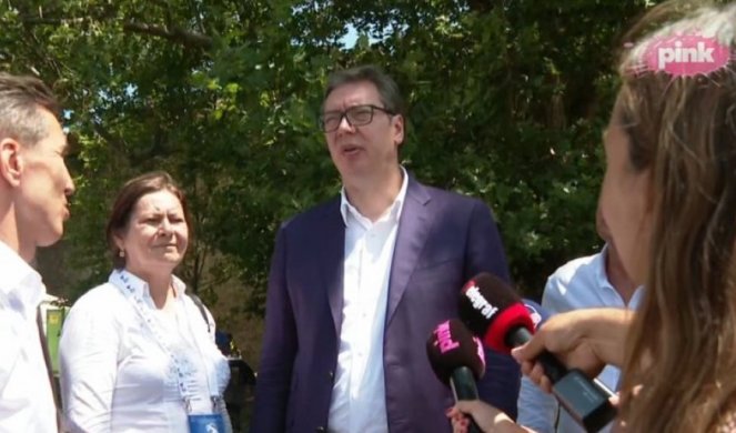 Vučić u Smederevu obišao atletski stadion pred održavanje Balkanijade /VIDEO/