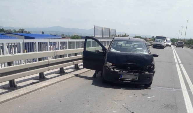 KARAMBOL NA OBILAZNICI OKO ČAČKA! U žestokom lančanom sudaru nije bilo povređenih, ali je nastala VELIKA MATERIJALNA ŠTETA