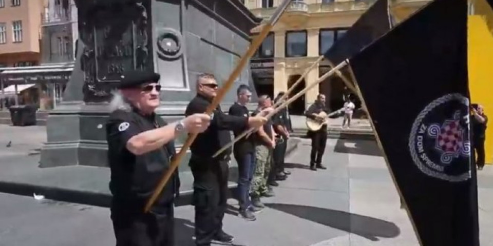 USTAŠKO DIVLJANJE U CENTRU ZAGREBA! Pred policijom pevali "Za dom spremni"! /VIDEO/