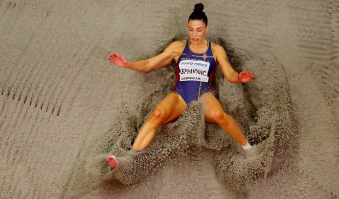 NEMA SPAVANJA! Evo kada Ivana Španović skače za medalju!