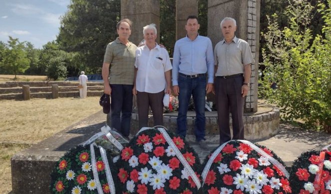 MEŠTANI BANATSKIH OPŠTINA ŽITIŠTE I NOVA CRNJA OBELEŽILI DAN BORCA!