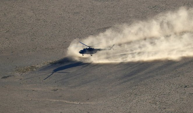 SRUŠIO SE HELIKOPTER NAČELINKA GENERALŠTABA INDIJSKE VOJSKE! Na mestu nesreće je 20 vatrogasnih kola, poginulo najmanje troje ljudi /VIDEO/