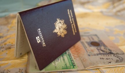 OVO SU NAJMOĆNIJI PASOŠI NA SVETU! U koliko zemalja je Srbiji dozvoljen ulazak bez vize?